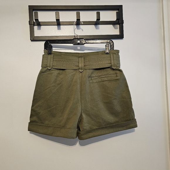 NWT Sezane Rome Shorts in Khaki - Picture 2 of 3